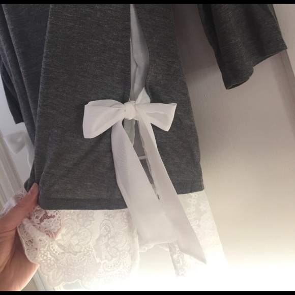 LC Lauren Conrad Lace Trim Tie Sides Tunic - Picture 2 of 7